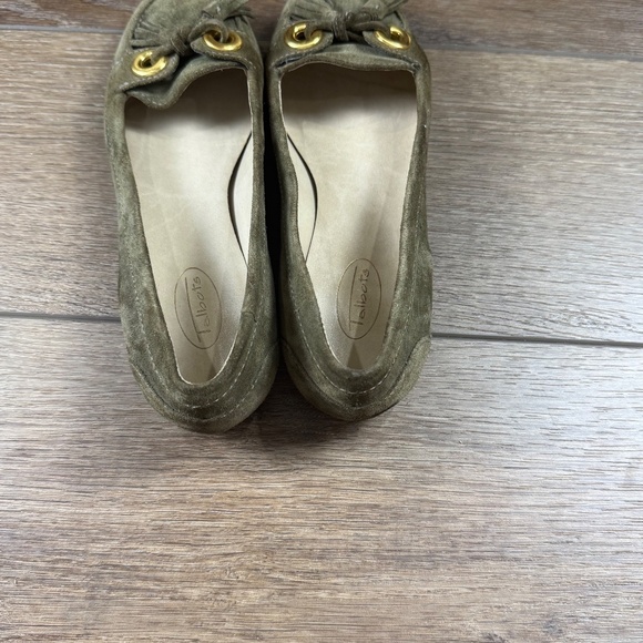 Talbots Women's Green Suede Slip-On Flat Tassel Size 7.5 Fall Holiday - Picture 6 of 10